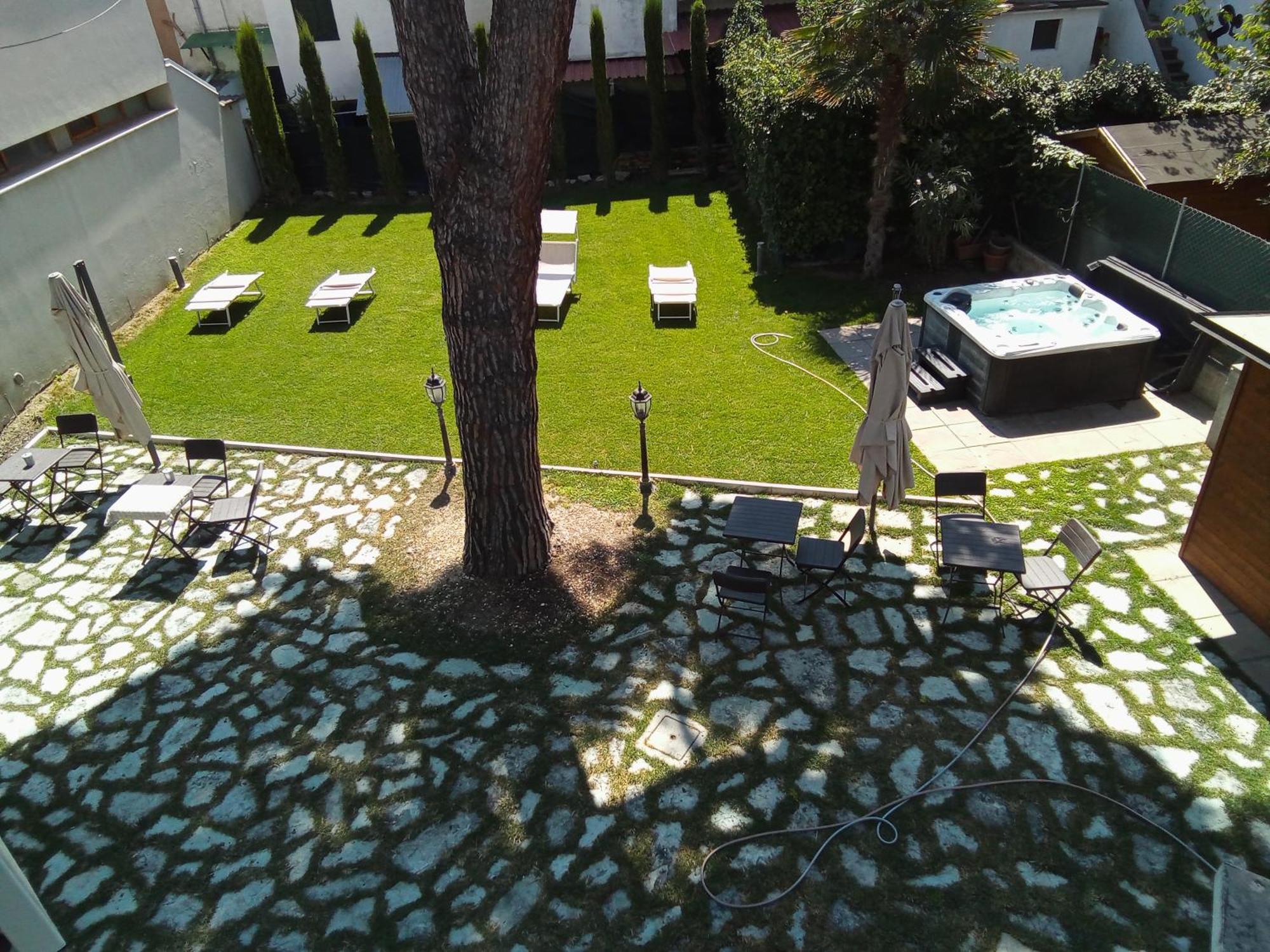 B&B Villa Tozza Senigallia Bagian luar foto